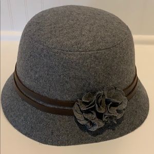 Wool bucket hat